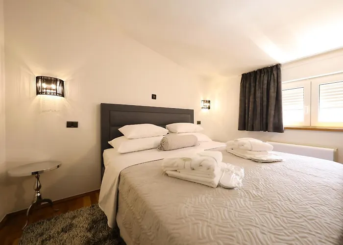 Amarena Zadarvillas Zára