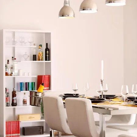 Amarena Villa *