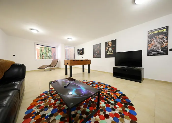 Amarena Zadarvillas