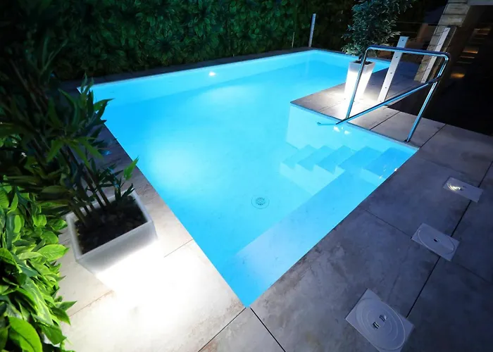 Amarena Zadarvillas וילה *